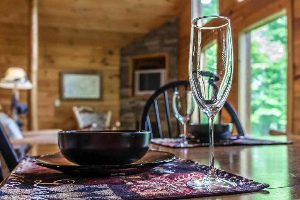 Vila Holly Tree Hideaway - Semi Secluded Mtn Setting Sevierville Exteriér fotografie